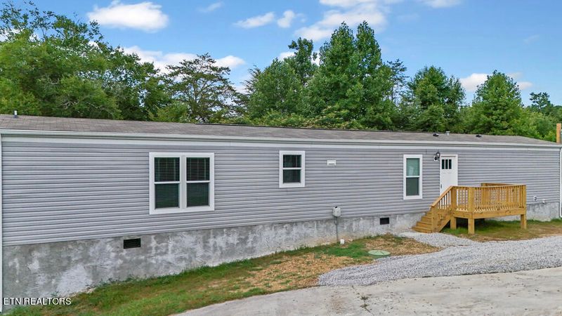 111 Loggers Ln, Clinton, TN 37716