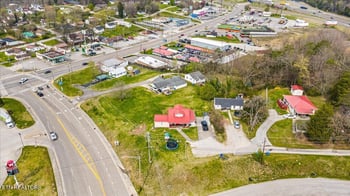 111 Longfield Rd, Rocky Top, TN 37769