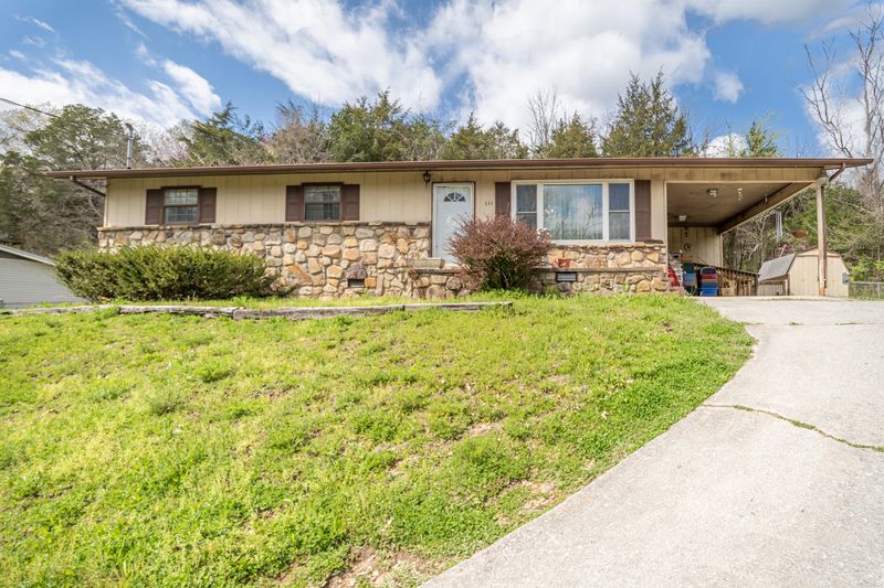 111 Love Rd, Sevierville, TN 37862