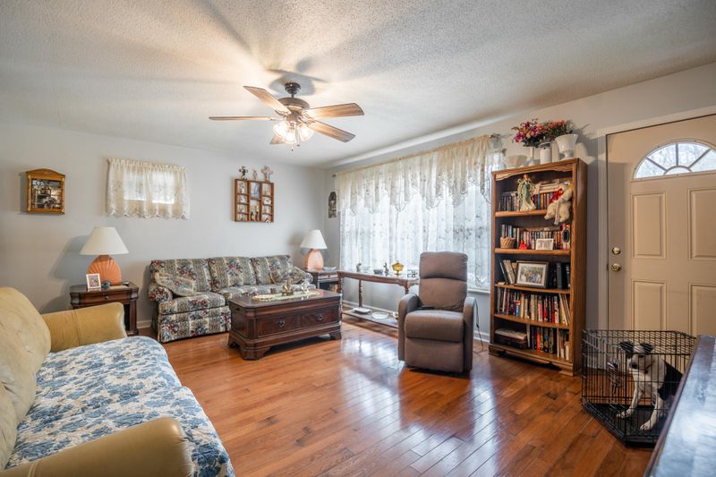 111 Love Rd, Sevierville, TN 37862