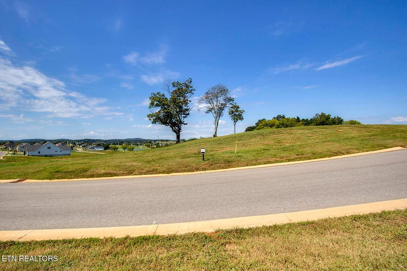 111 Magnolia, Loudon, TN 37774