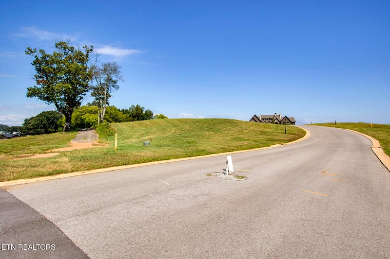 111 Magnolia, Loudon, TN 37774