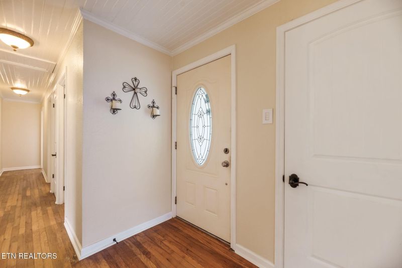 111 Malvern Rd, Oak Ridge, TN 37830
