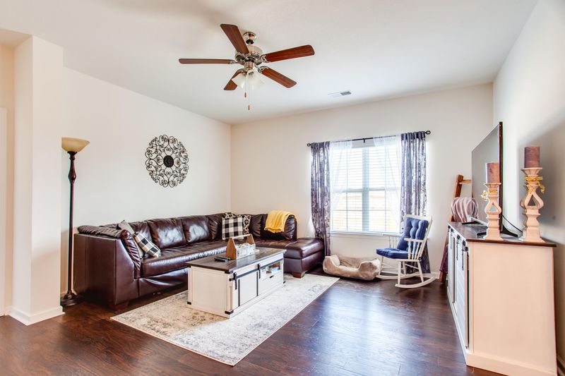 111 Marvin Boring Ln, Friendsville, TN 37737