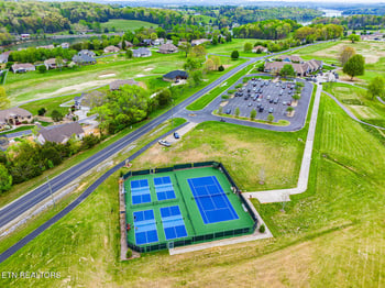 111 Nunnehi Tr, Vonore, TN 37885