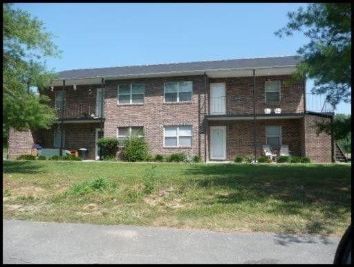 111 Raintree Ln, Kingston, TN 37763