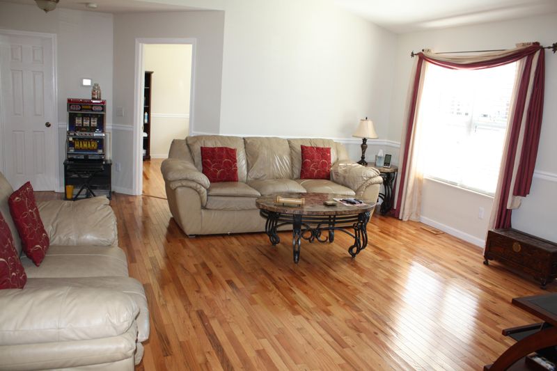 111 Rolling Stone Ln, Clinton, TN 37716