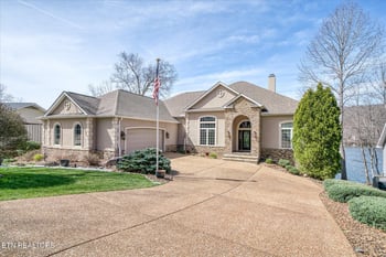 111 Sherwood Cir, Crossville, TN 38558