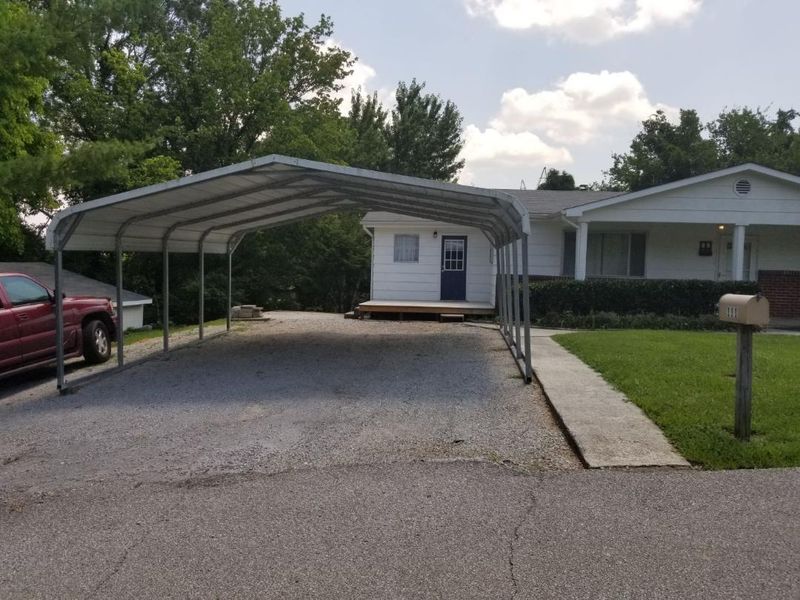 111 Shubert St, Kingston, TN 37763