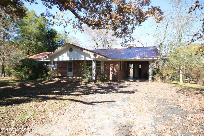 111 Smokey Run Rd, Tellico Plains, TN 37385