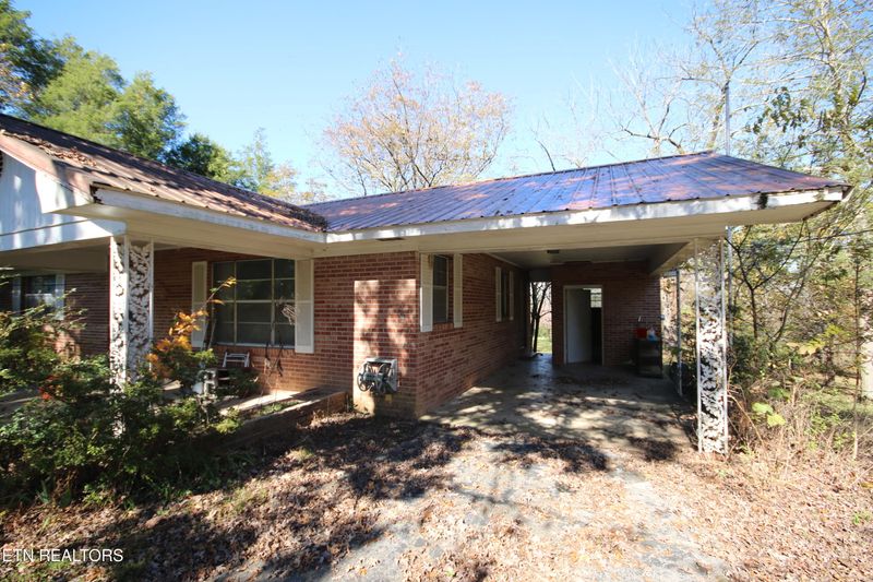 111 Smokey Run Rd, Tellico Plains, TN 37385