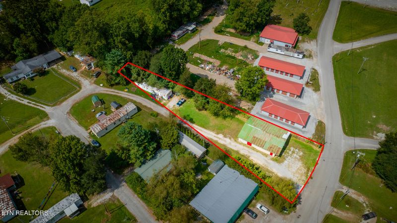 111 Stanley St, Oneida, TN 37841