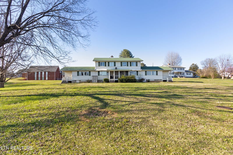 111 Vienna Rd, Oak Ridge, TN 37830