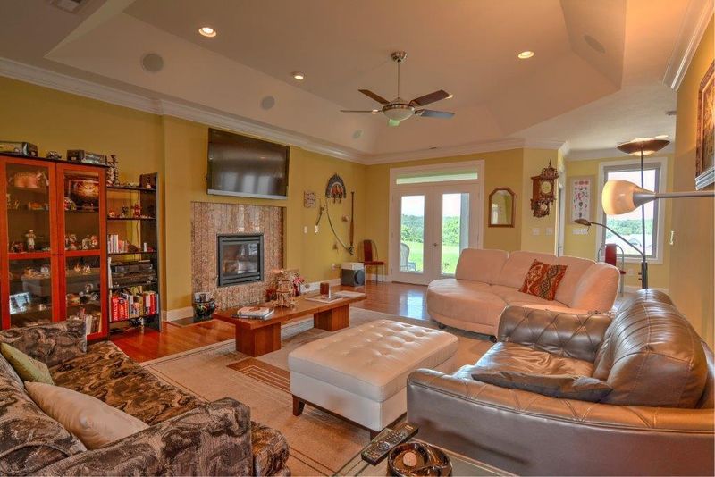 111 Walelu Tr, Vonore, TN 37885
