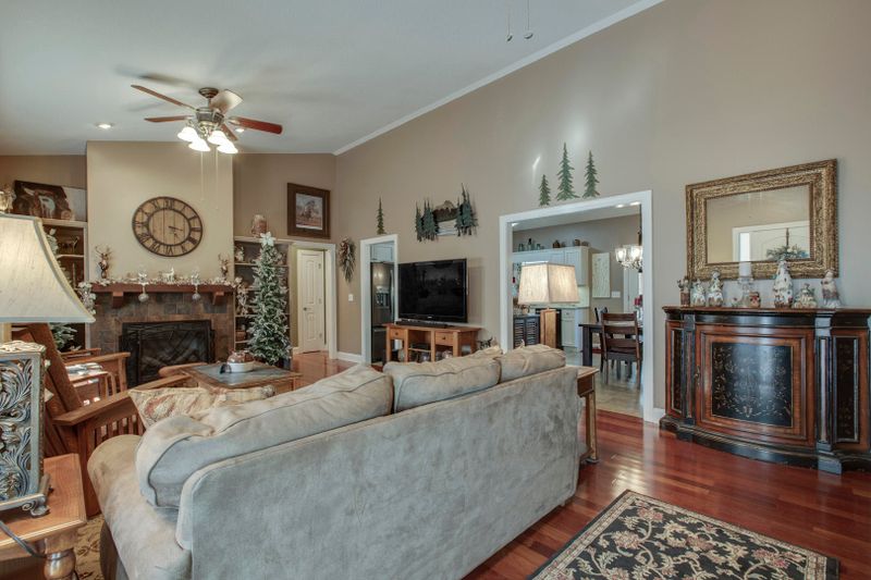 111 Wapiti Ln, Loudon, TN 37774