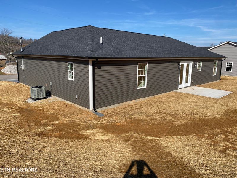 111 Willow Grace Ln, Maynardville, TN 37807