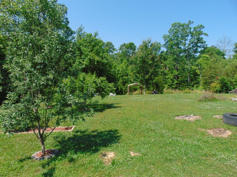 111 Winding Trail Tr, Harriman, TN 37748