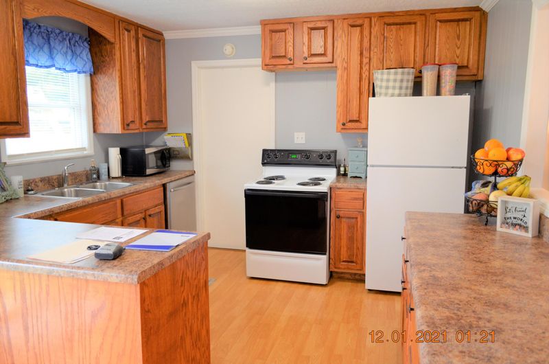 111 Young Rd, Wartburg, TN 37887
