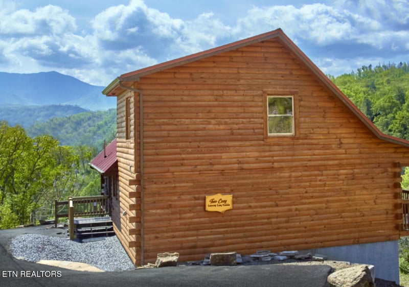 1110 Annes Rd #U1, Gatlinburg, TN 37738