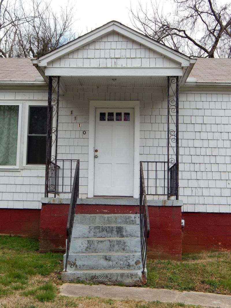 1110 Biddle St, Knoxville, TN 37914