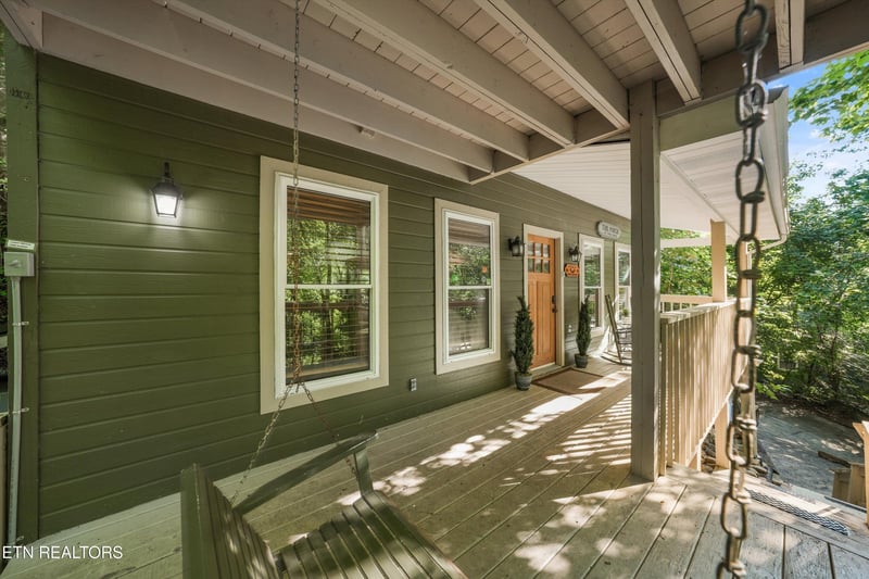 1110 Ski Mtn Rd, Gatlinburg, TN 37738