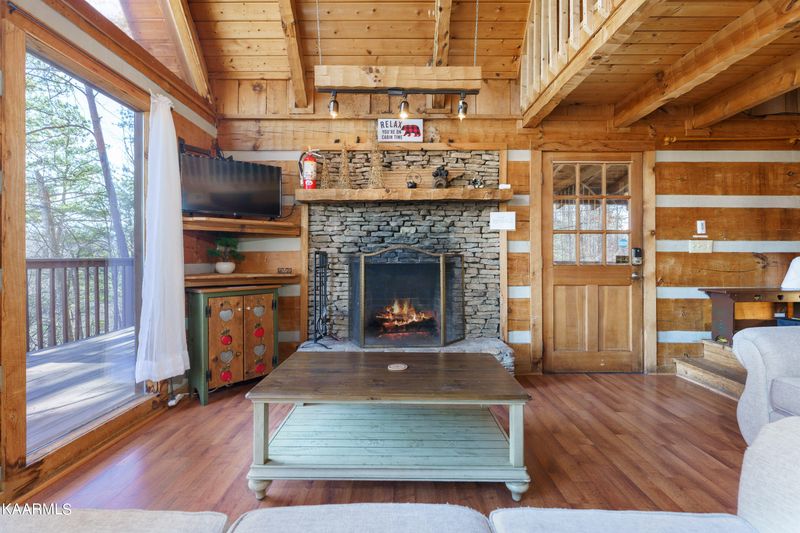 1110 Ski View Ln, Sevierville, TN 37876