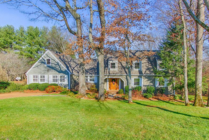 1110 Whitehall St, Maryville, TN 37803