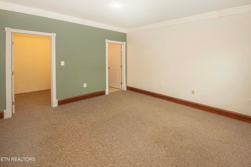 11109 Lake Ridge Dr, Knoxville, TN 37934