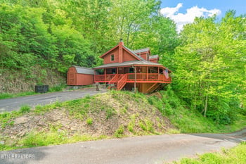 1111 Rocky Top Ridge Way, Sevierville, TN 37876