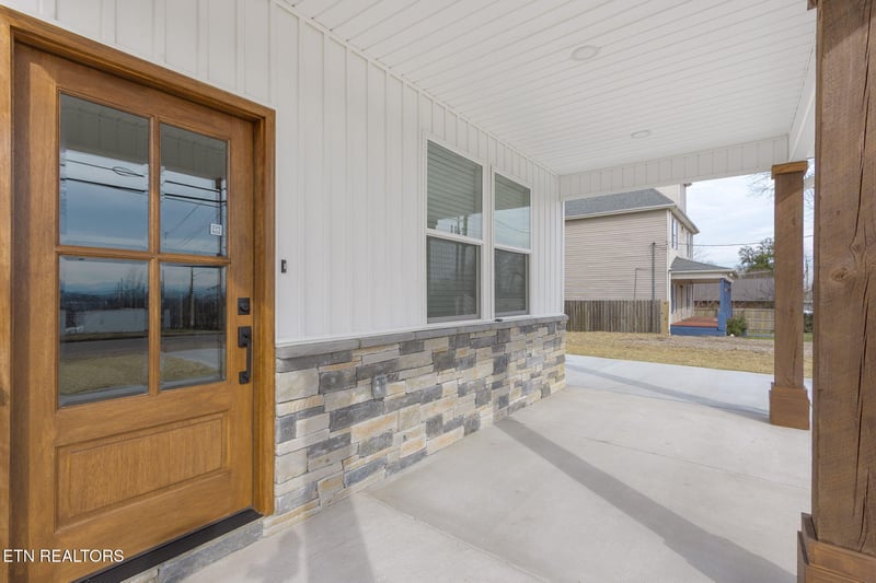 1111 Virginia Ave, Knoxville, TN 37921
