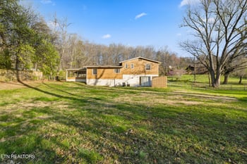 1112 Buckthorn Dr, Knoxville, TN 37912