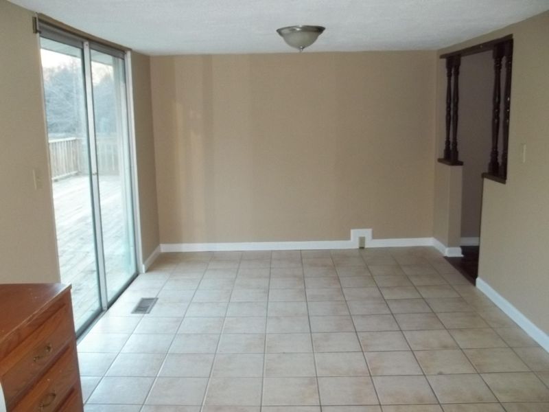 1112 Lookout Ave, Oliver Springs, TN 37840