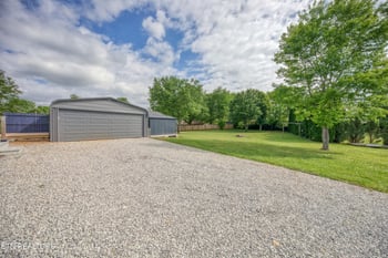 1112 Oakes Vista Ln, Seymour, TN 37865