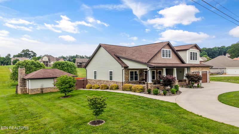 1113 Walker Rd, Maryville, TN 37801