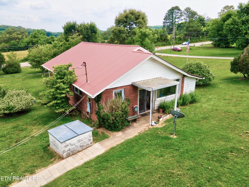 11135 Highway 11 E, Lenoir City, TN 37772