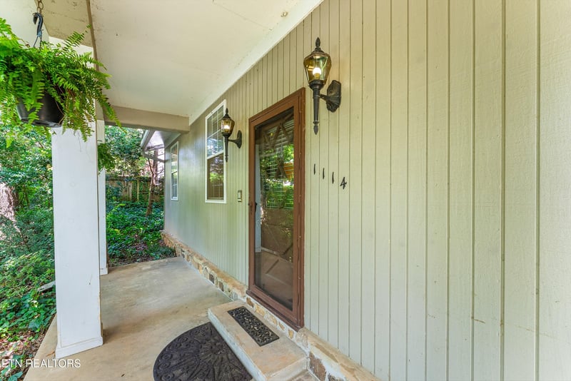 1114 Rain Tree Rd, Knoxville, TN 37923
