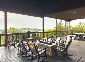 1114 Woodland Trek Ln, Sevierville, TN 37876