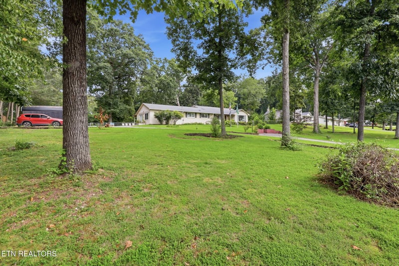 11141 Sonja Dr, Knoxville, TN 37934