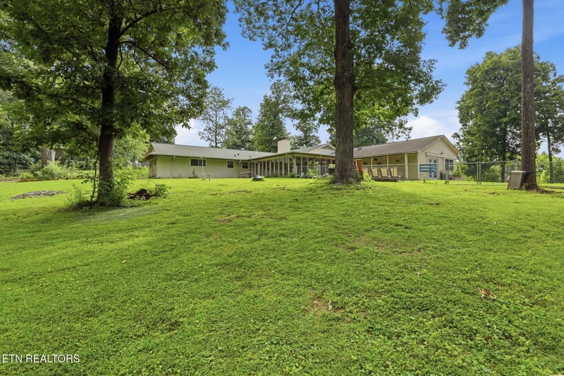 11141 Sonja Dr, Knoxville, TN 37934