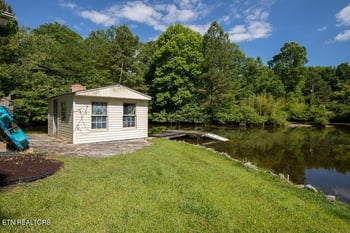 11158 Highway 70 N, Crossville, TN 38571