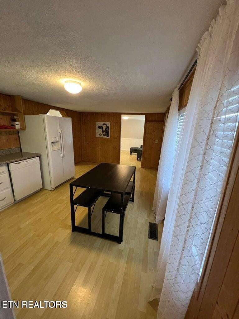 1116 Bob Armes Cir, Wartburg, TN 37887
