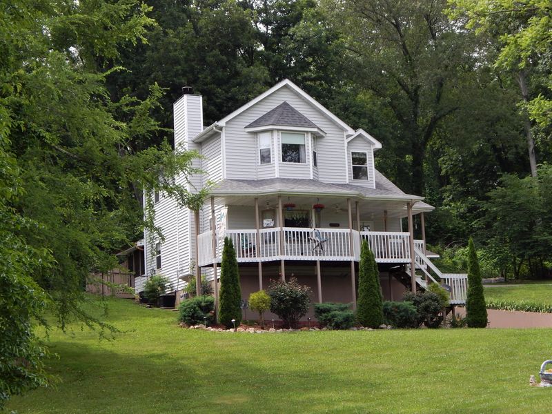 1116 Hide Away Ln, Kodak, TN 37764