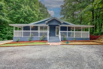 1116 Middle Ridge Rd, Sevierville, TN 37862