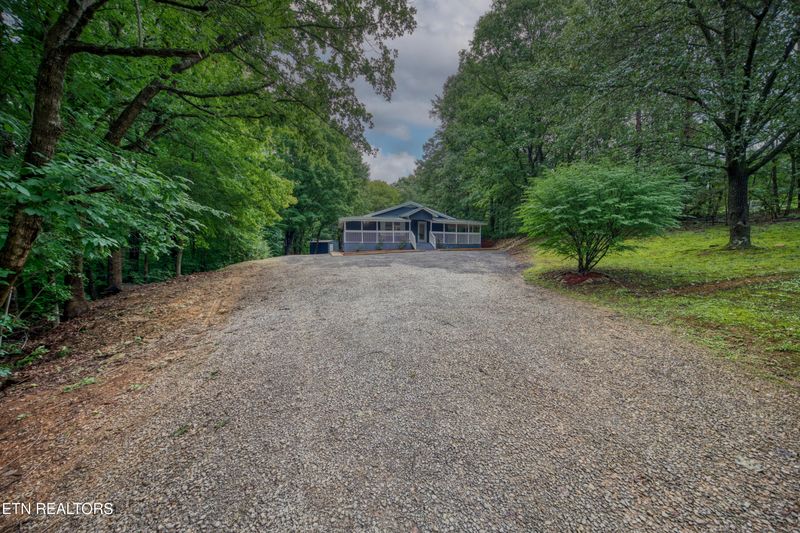 1116 Middle Ridge Rd, Sevierville, TN 37862