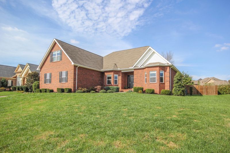 1116 Southwick Dr, Alcoa, TN 37701