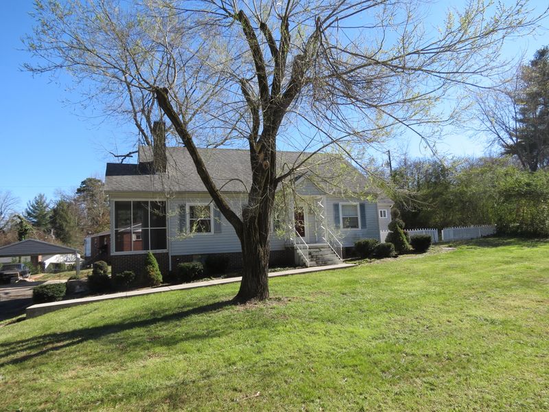 1116 Tapoco Ave, Maryville, TN 37801