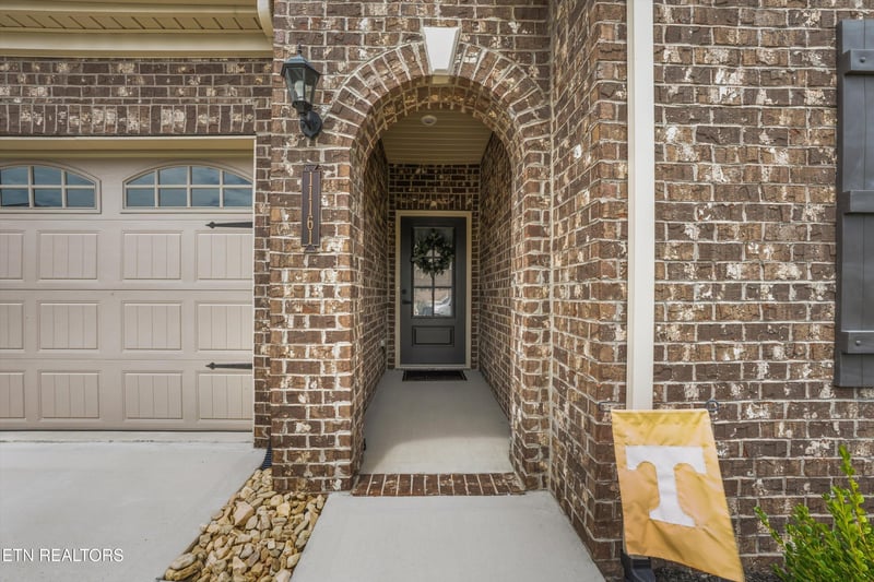 11161 Narrow Leaf Dr, Knoxville, TN 37932