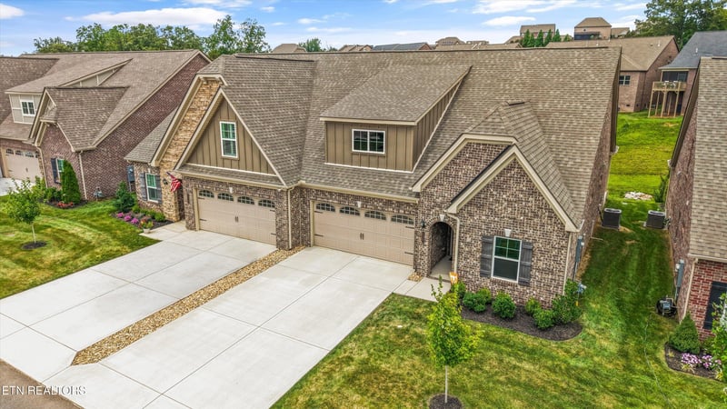11161 Narrow Leaf Dr, Knoxville, TN 37932