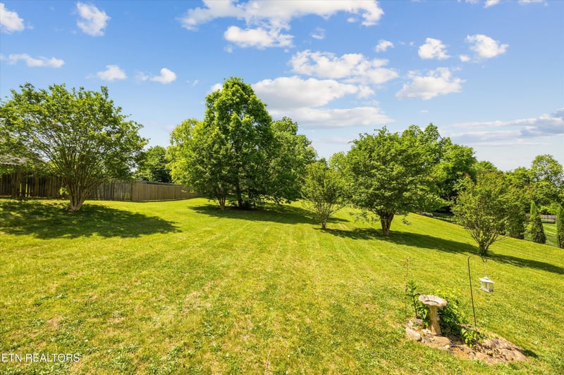 1117 Amber Glades Ln, Knoxville, TN 37922