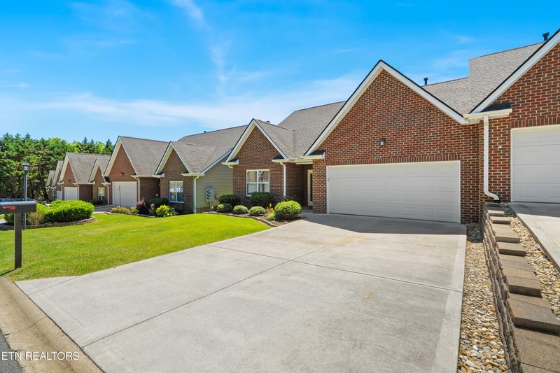 1117 Fellin View Way, Sevierville, TN 37876